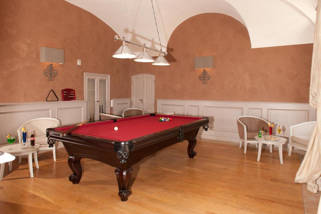 Château et Golf De Taulane La Martre Buitenkant foto